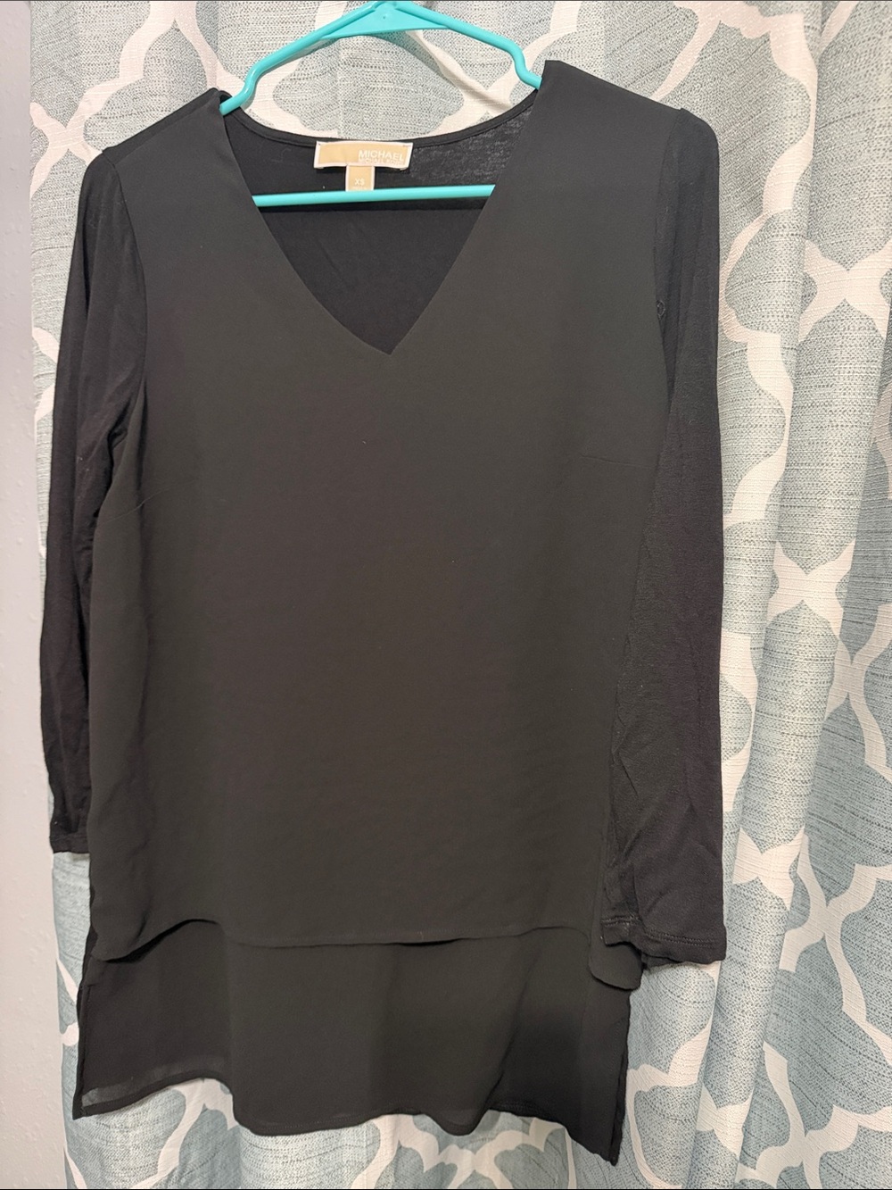 MICHAEL Michael Kors Black V-Neck Layered Tunic Blouse